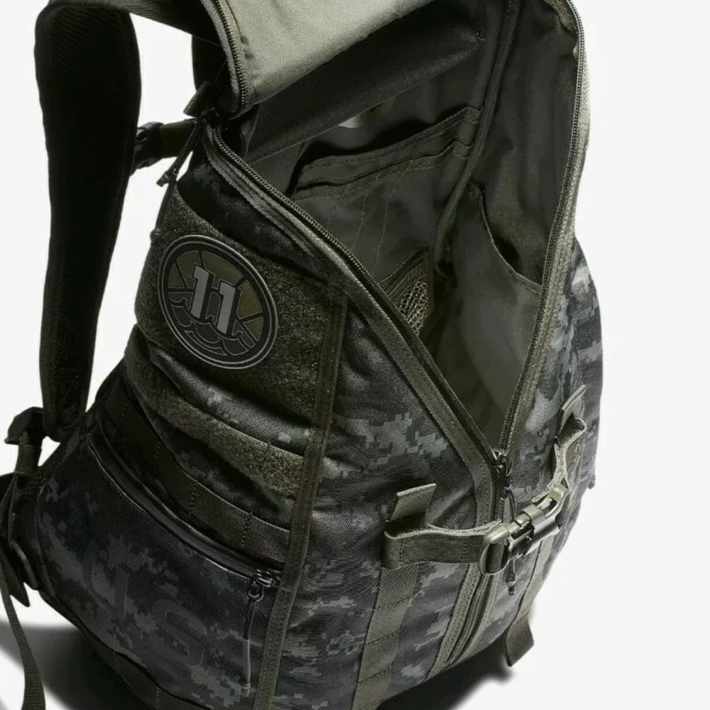 Nike military veteran recruit Backpack - Picture 2 of 4